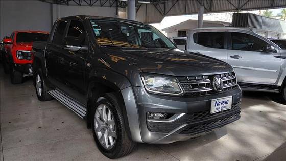 VOLKSWAGEN AMAROK 3.0 V6 TDI DIESEL HIGHLINE CD 4MOTION AUTOMÁTICO VOLKSWAGEN AMAROK 3.0 V6 TDI DIESEL HIGHLINE CD 4MOTION AUTOMÁTICO